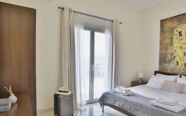 Nautilus Apartments Airport by Airstay