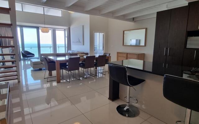 The Crystal - Spectacular sea Views in Camps Bay