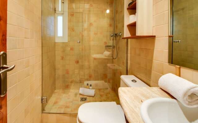 Amazing 2bed/2bath close to Sagrada Familia