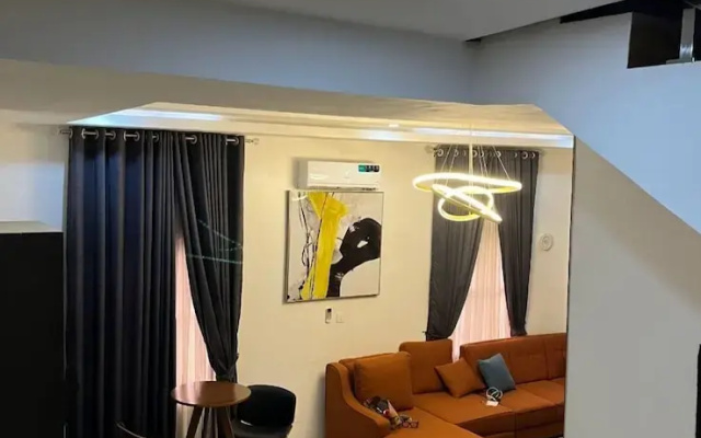 R-Oak Hotels and Apartments