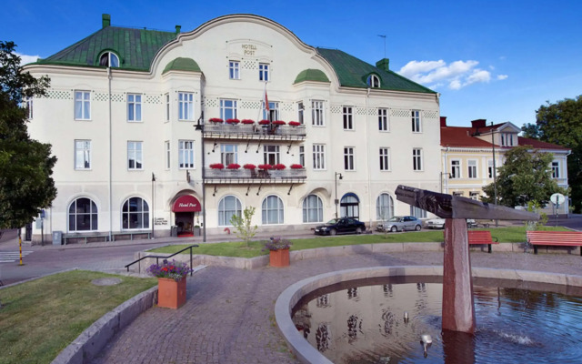 Home Hotel Post
