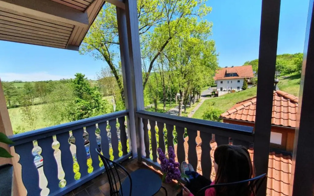 Garni Hotel Biebertal am Milseburgradweg