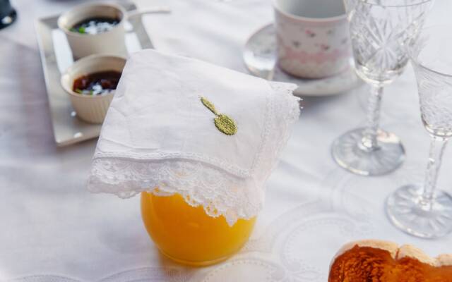 Masia Can Viver - Olive oil tourism B&B