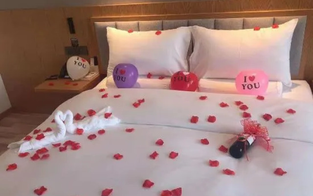 Xili Hotel