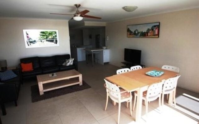 Spinnaker Apartments