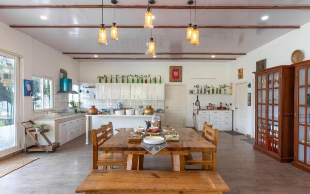 Saffronstays Doon Valley View, Dehradun