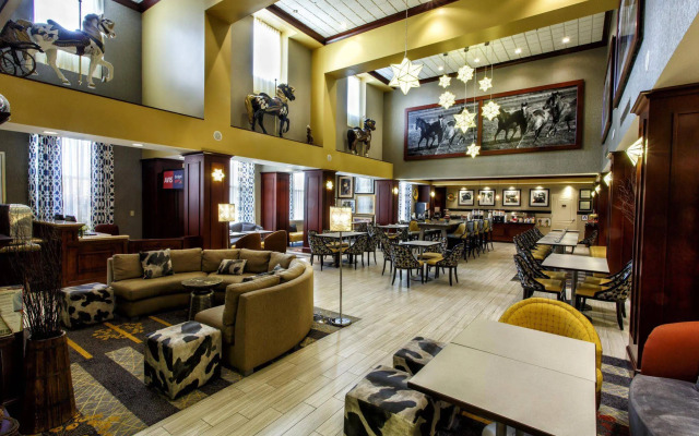 Hampton Inn & Suites Staten Island