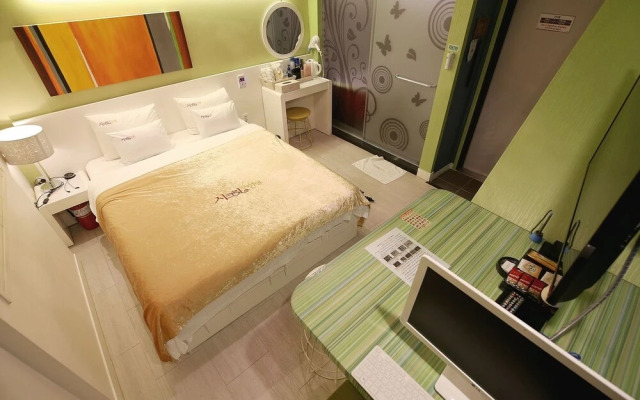 Secret Hotel