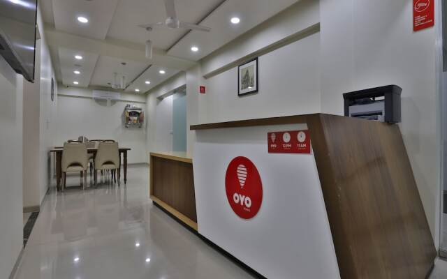 Collection O 12462 Hotel Shiv Inn