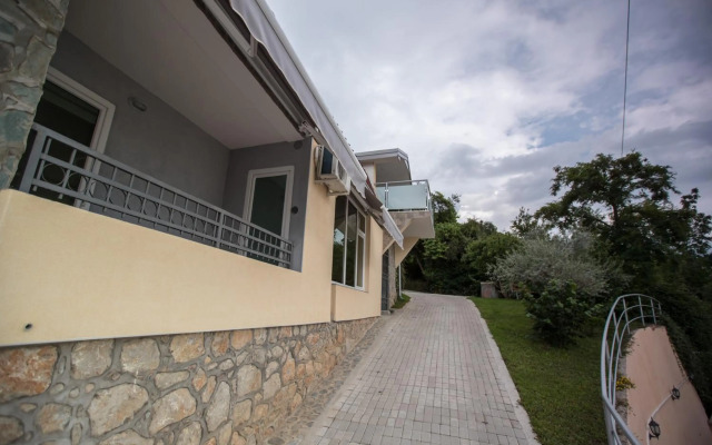 View Topia Apartments