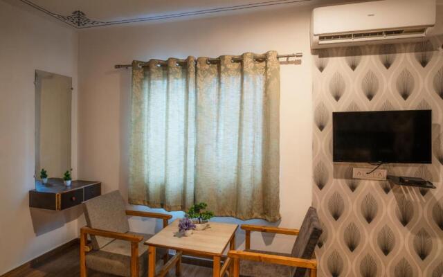 Tripli Hotels Arunoday Palace