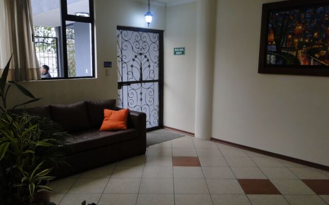 Hotel LEF
