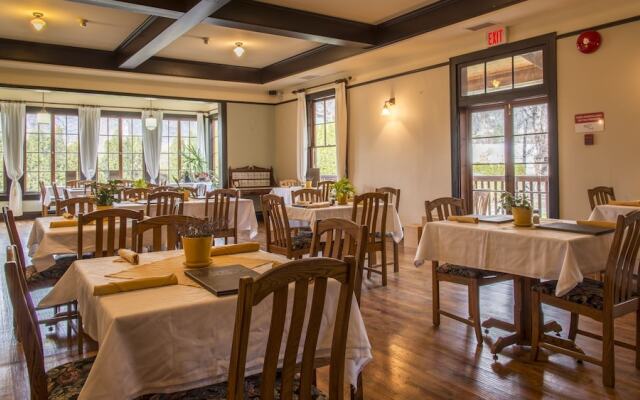 Naramata Heritage Inn & Spa