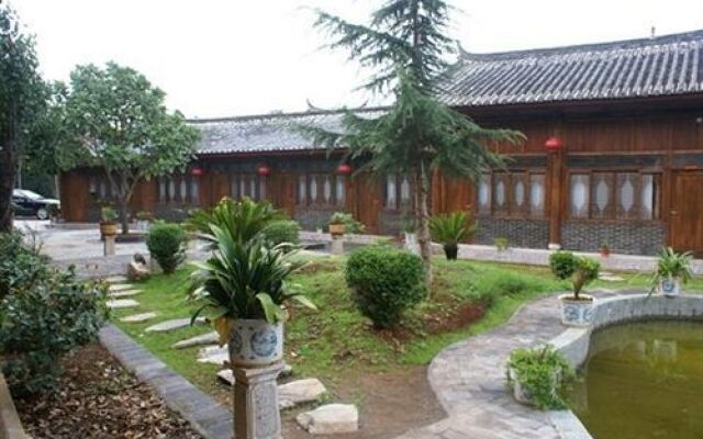 Sina Hotel Lijiang