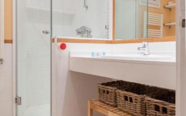 For You Rentals Avenidaamerica Apartment Ava24