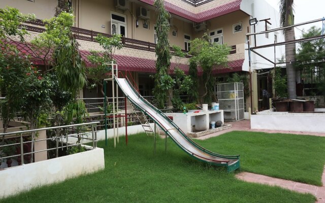 OYO 8391 Hotel Sanjog Resort