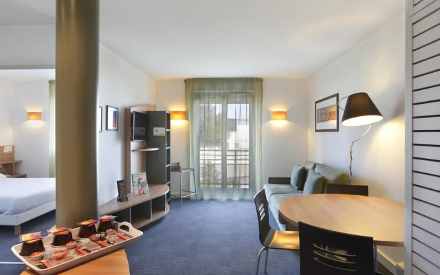 Suite - Home Orleans Saran