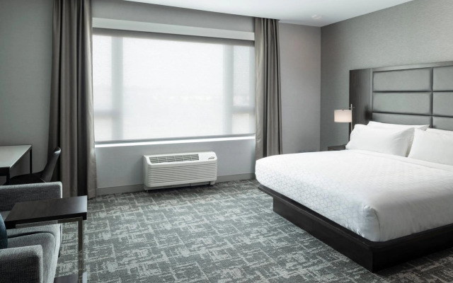 Staybridge Suites Boston Logan Airport - Revere by IHG