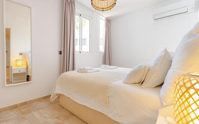 21052 - Heavenly Views From Frontline Penthouse