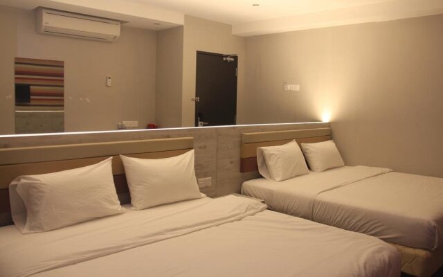 OYO 89620 Merge Summit Boutique Hotel