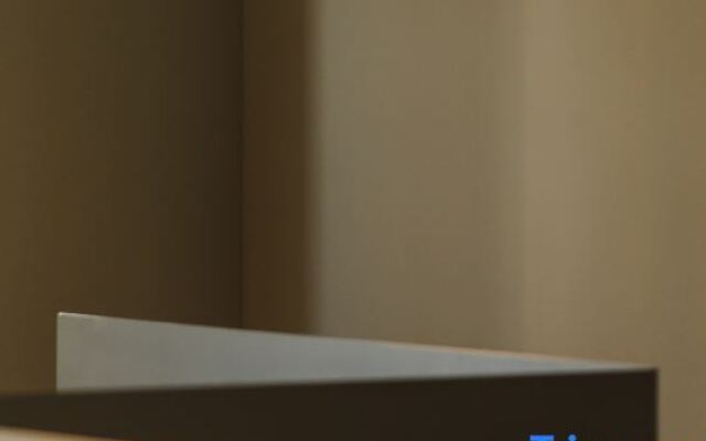 Owspace H & Joyland Inn