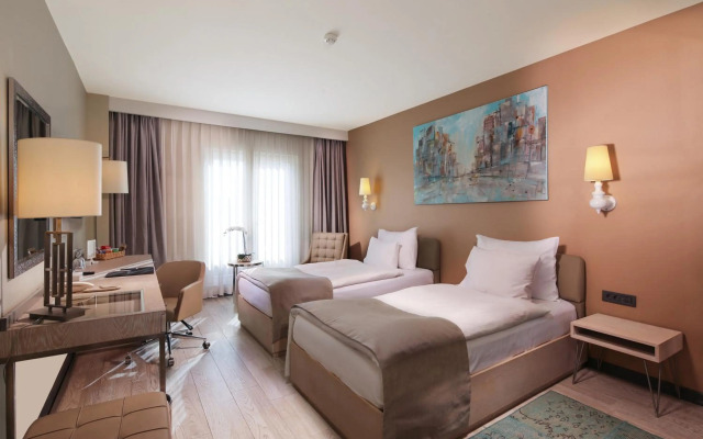 The Gate 30 Suites