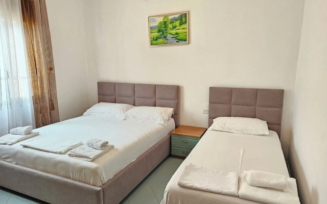 Villa Meminaj Vlore, Sea View and Garden, Vlore