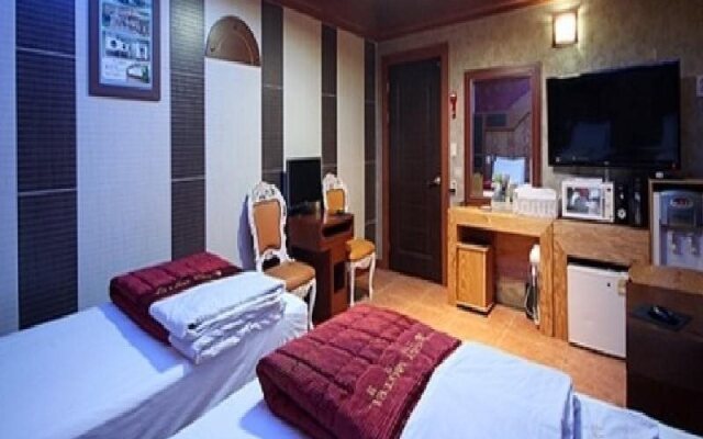 Sky Motel