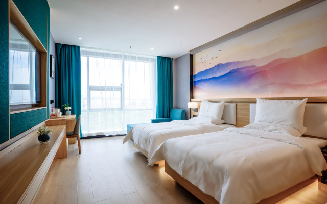 Starway Hotel (Wenxi Swimming Pool)