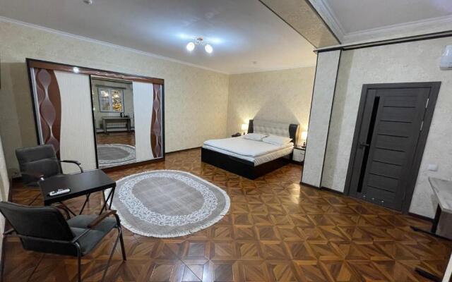 Yantai Hotel