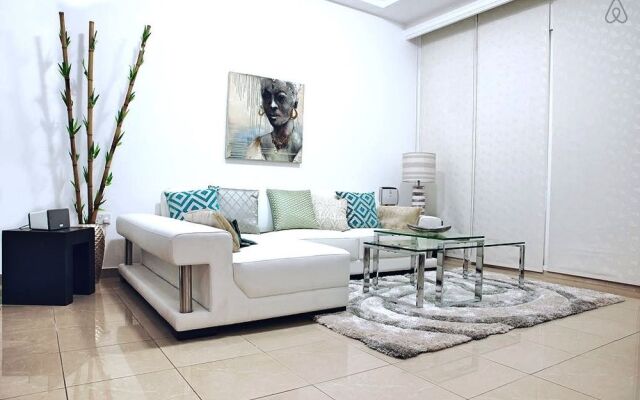 One Perfect Stay - Marina Crown