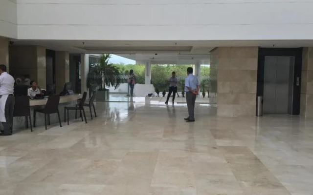 Edificio Seaway 935 ( Hotel Sonesta)