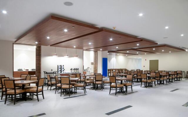 Holiday Inn Express Mexico Basilica by IHG