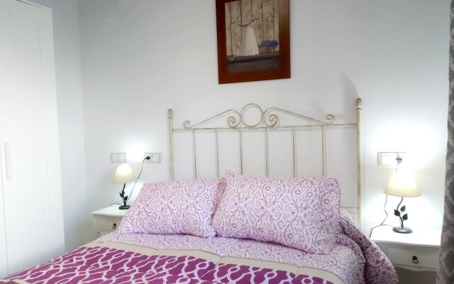 Villa With 3 Bedrooms in Peñaflor, With Wonderful Mountain View, Private Pool, Terrace