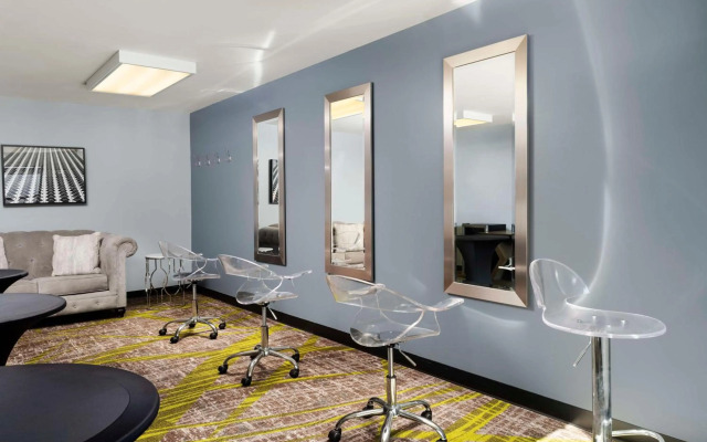 Homewood Suites by Hilton Carle Place - Garden City, NY