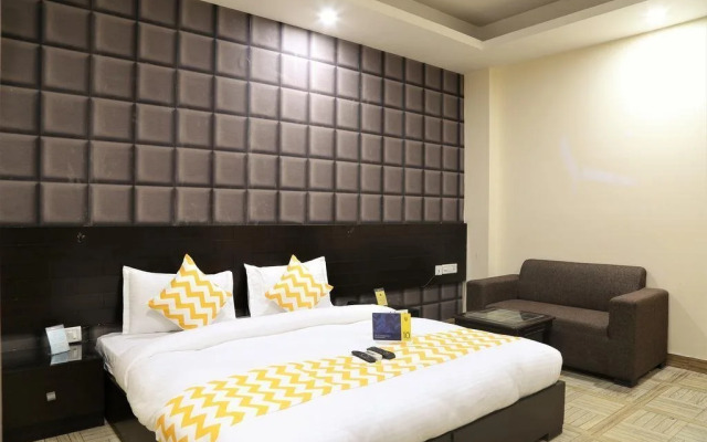 FabHotel Aksh Palace I
