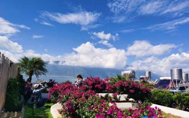 Lanna Thai Boutique Hostel (Dali Shuanglang)