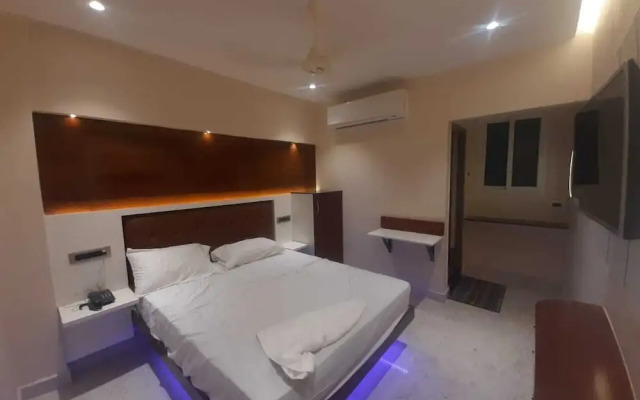 Hotel Sannidhi