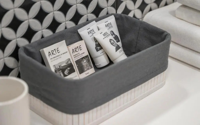 YourSecondFlat Grzybowska Metropoint