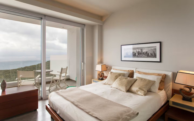 Seaview Villa