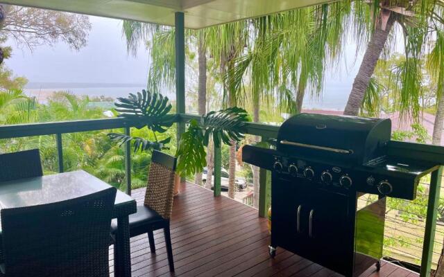 Garreembee 1770 House