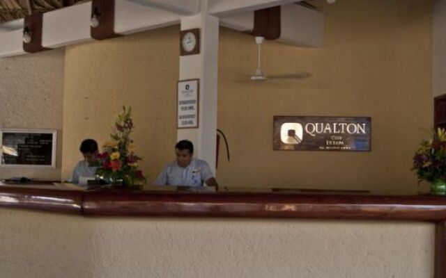 Qualton Club & Spa Puerto Vallarta