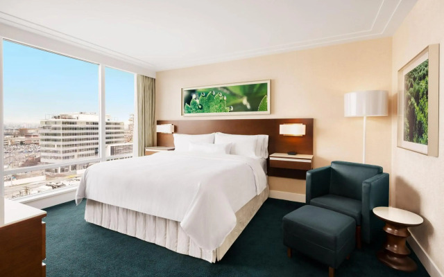 The Westin Wall Centre, Vancouver Airport