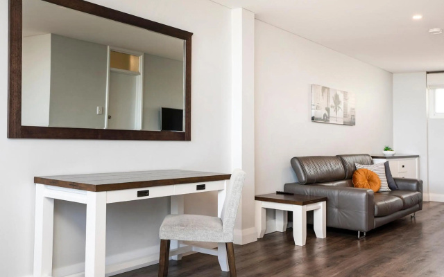 The Allegra - 180 degree ocean and city views – Guest Rooms – Perth