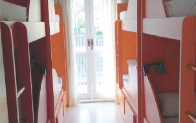 Sam's Hostel