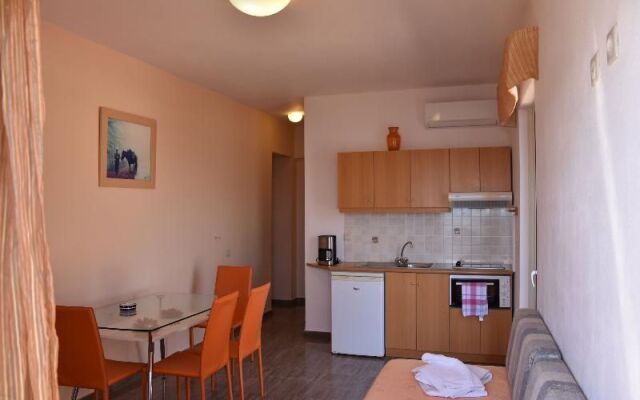 Thalassa House Apartments