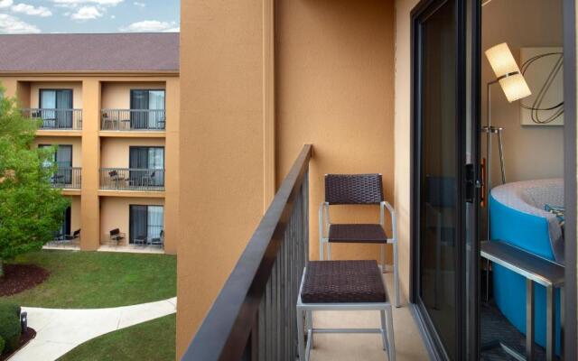 Courtyard by Marriott Fayetteville
