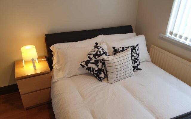 South Shield's Emerald 2 Bed Apartment