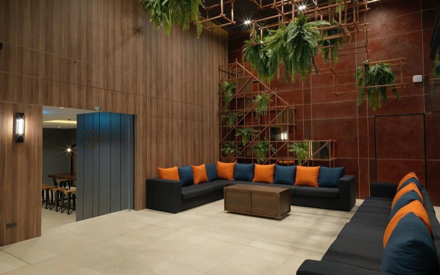 Prime Town - Posh & Port Hotel Phuket