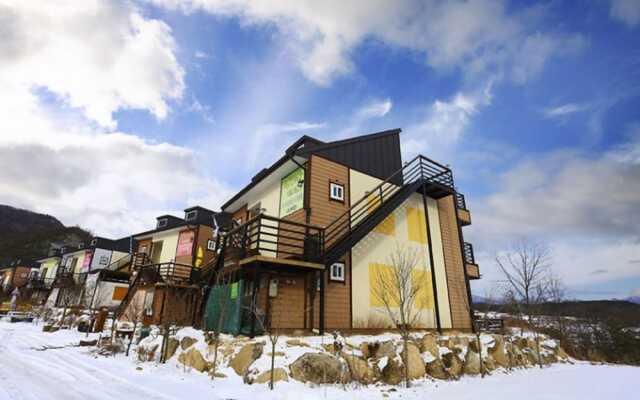 Mango Forest Pension